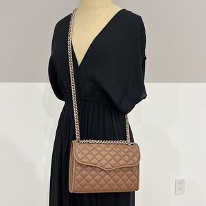 REBECCA MINKOFF
Leather Chain silver Link Shoulder Bag